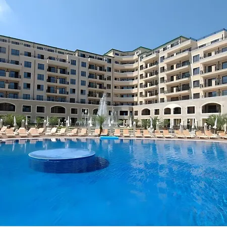 Family With Sea View & Pool In Zlatna Kotva Apartment *