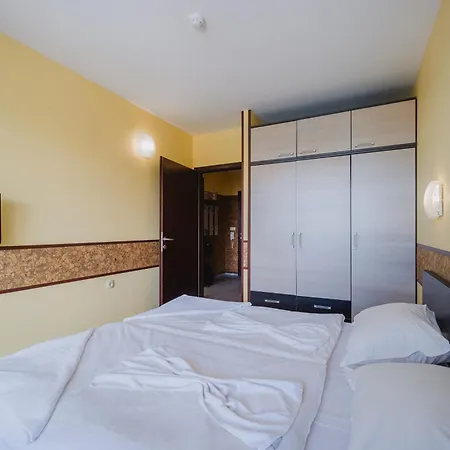 Apartament Family With Sea View & Pool In Zlatna Kotva Złote Piaski