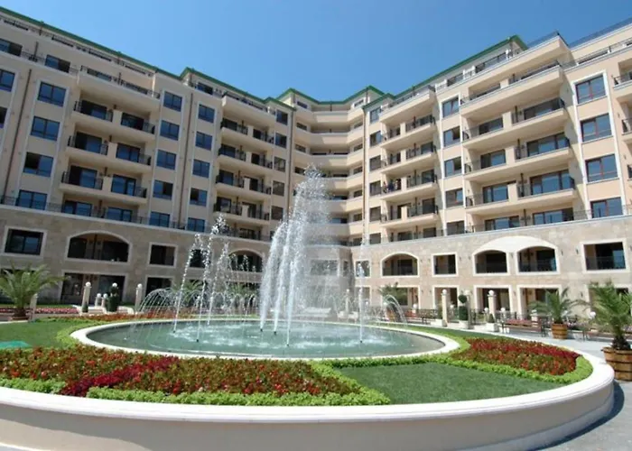 Family With Sea View & Pool In Zlatna Kotva Апартаменты Варна
